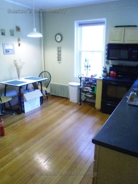 11 Englewood Ave, Coolidge Corner