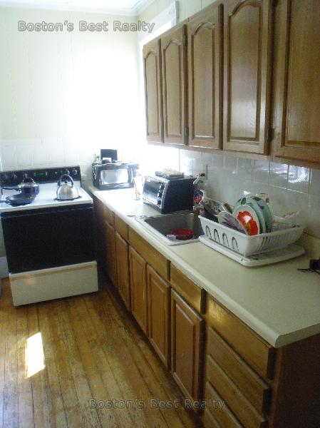 11 Englewood Ave, Coolidge Corner