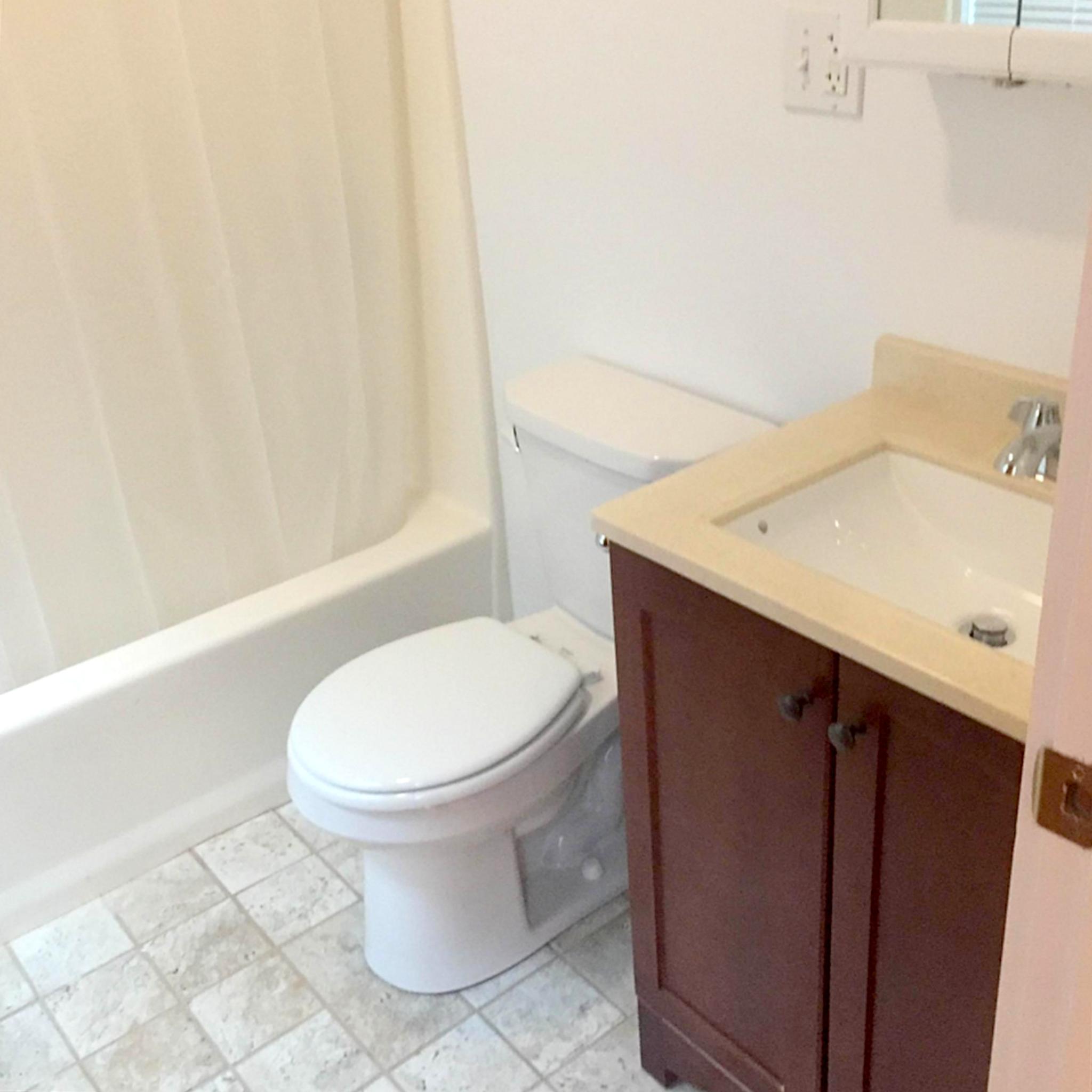 14 Garrison Ave, Teele Square