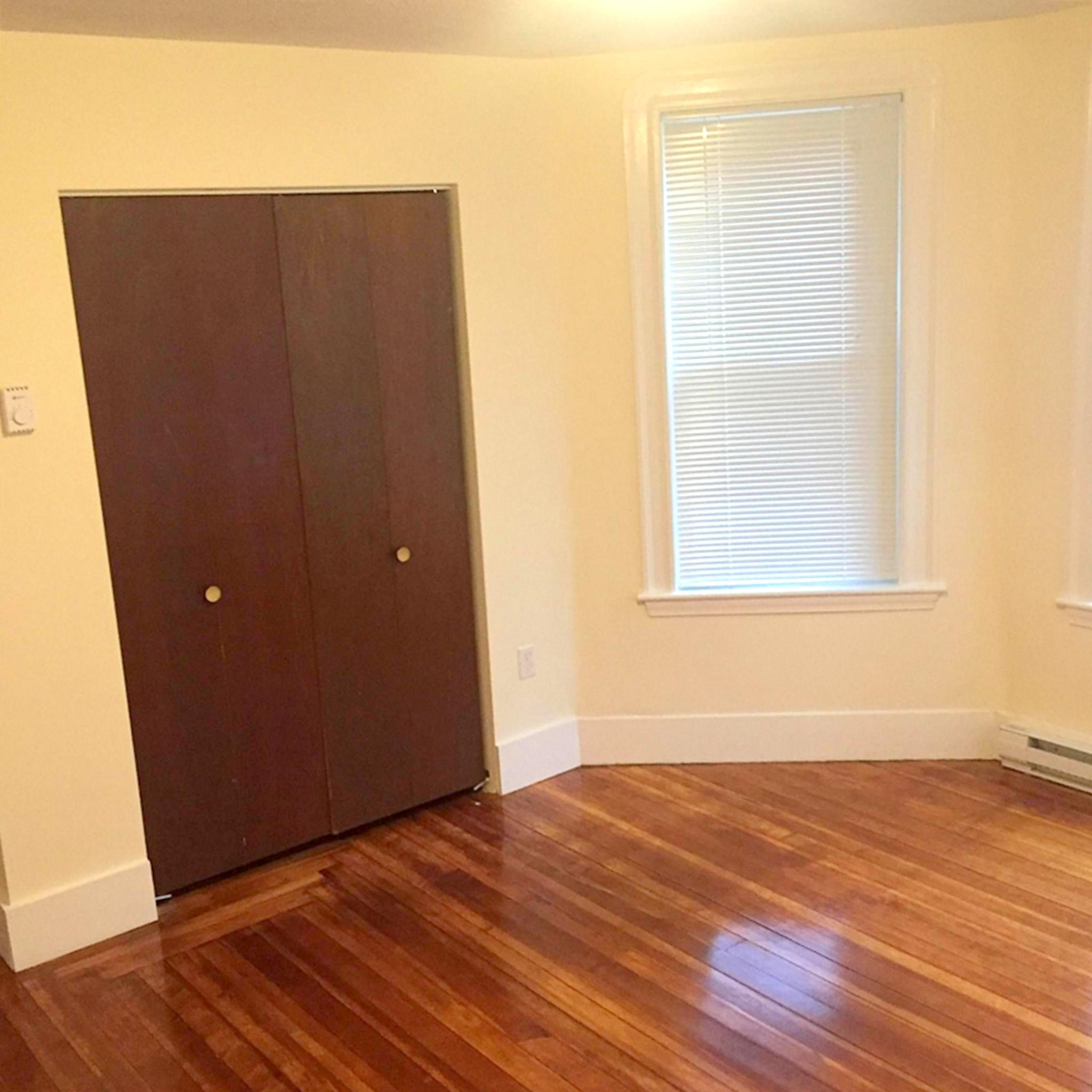 14 Garrison Ave, Teele Square