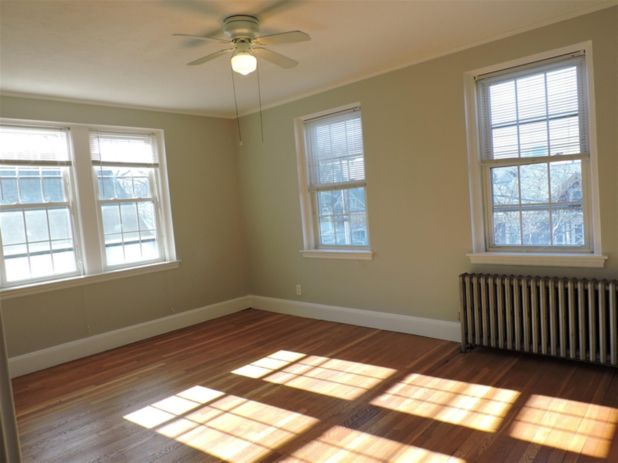 119 College Ave, Davis Square