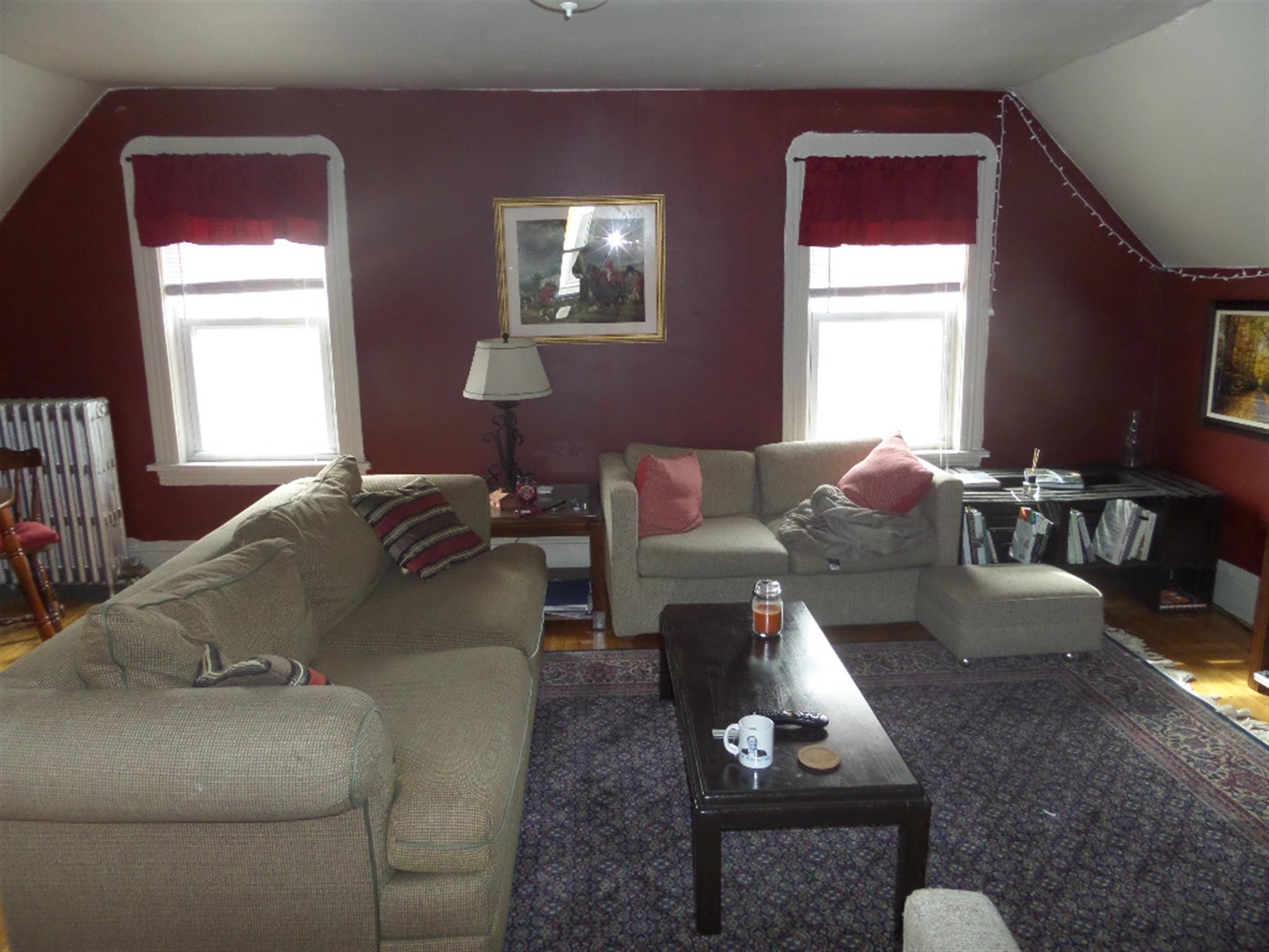 22 Highland Rd, Davis Square