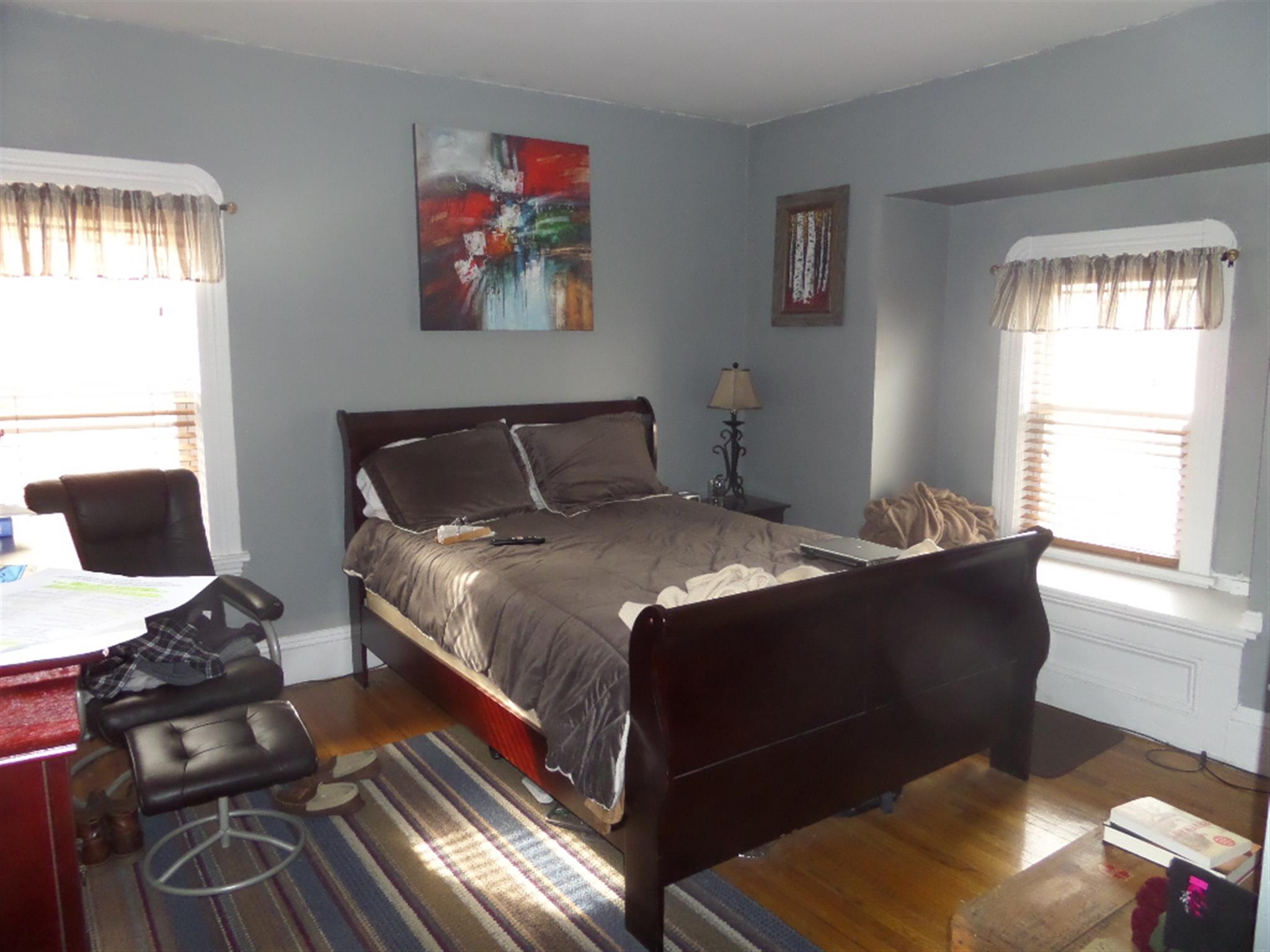 22 Highland Rd, Davis Square