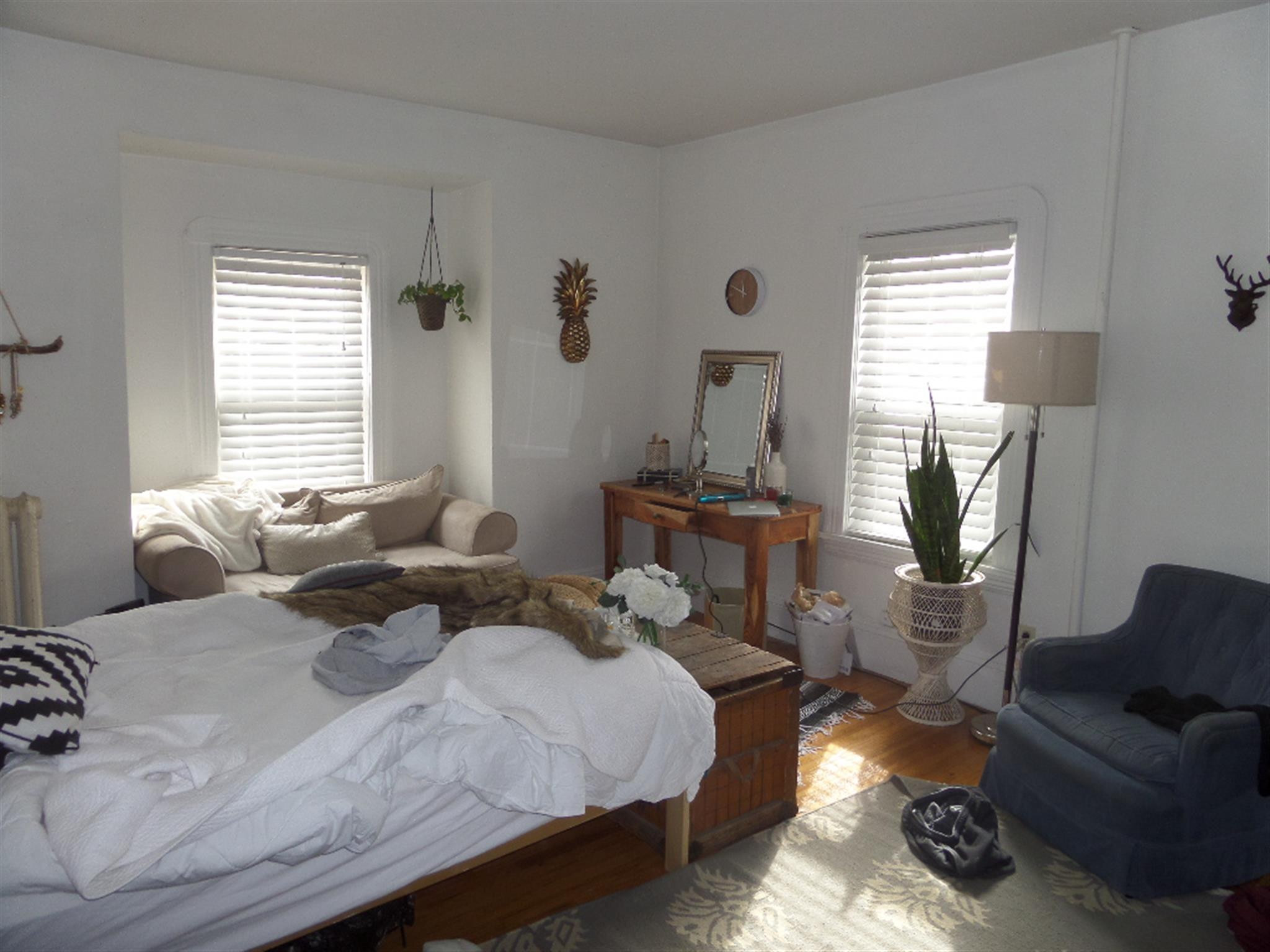 22 Highland Rd, Davis Square