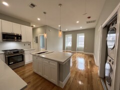 73 Pearl St, East Cambridge