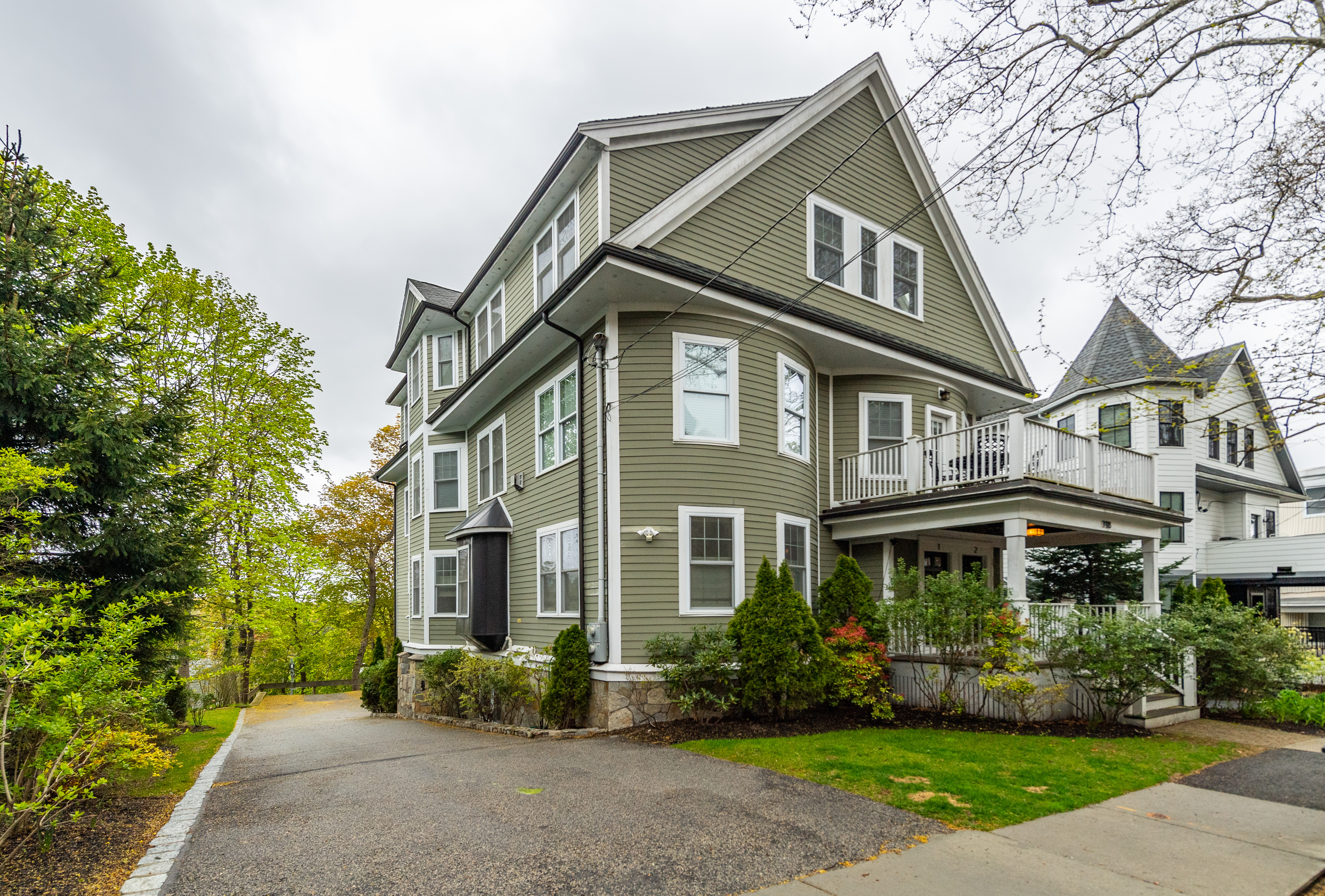 198 Rawson Rd, Brookline Hills