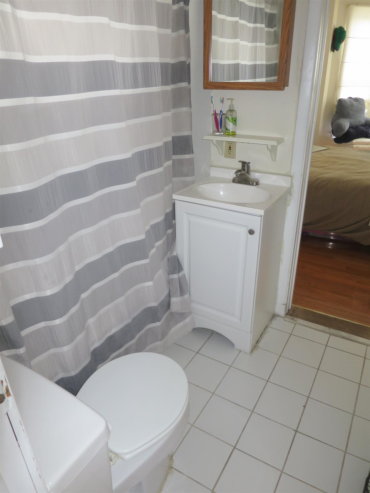 145 Orchard St, Davis Square