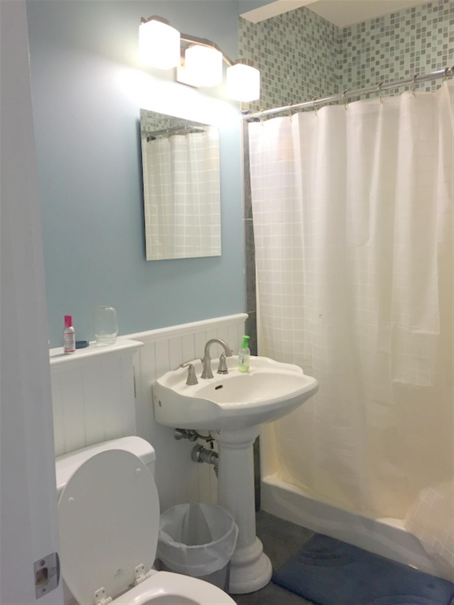 26 Burget Ave, Medford