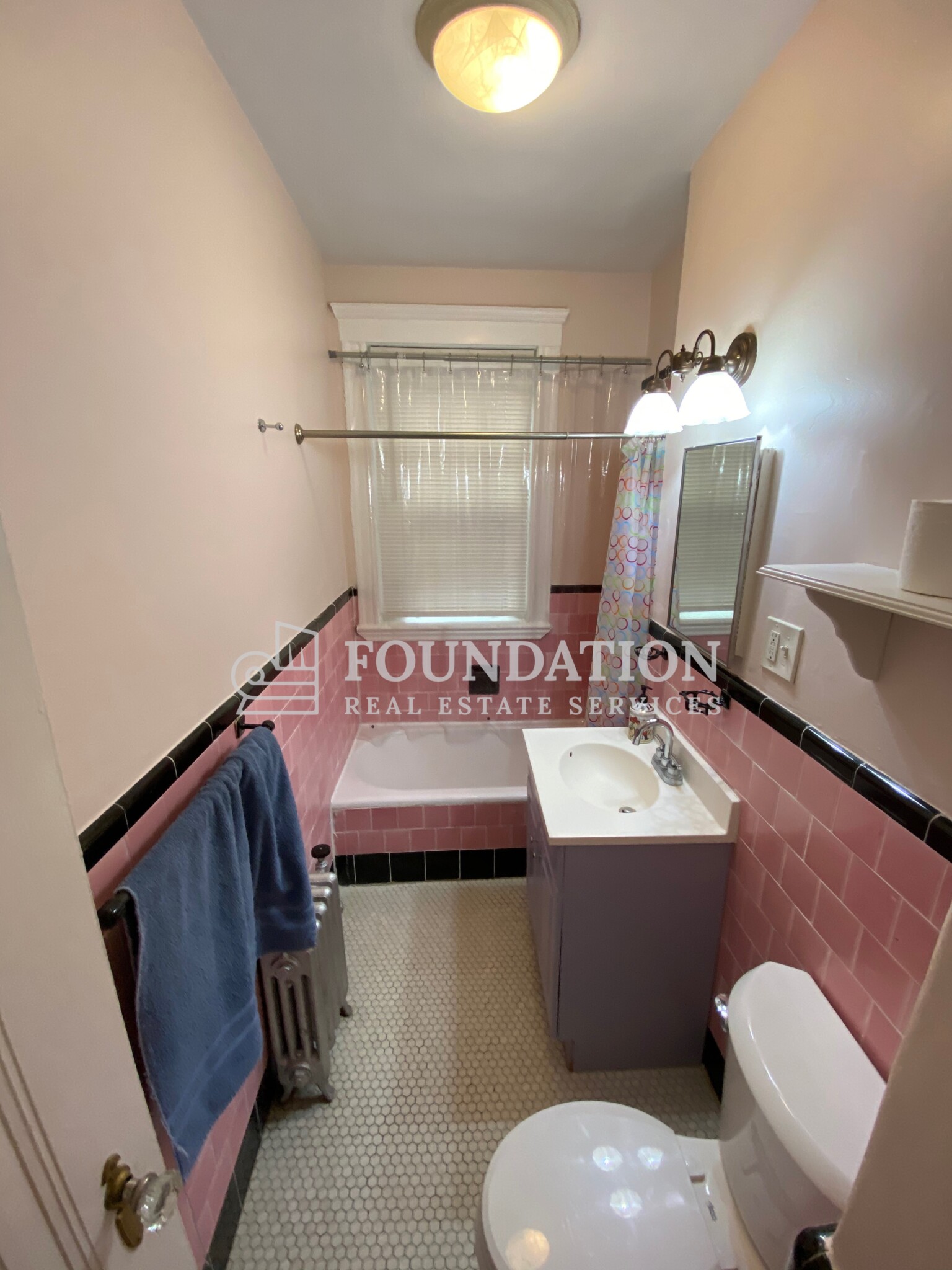 1999 Commonwealth Ave, Brighton