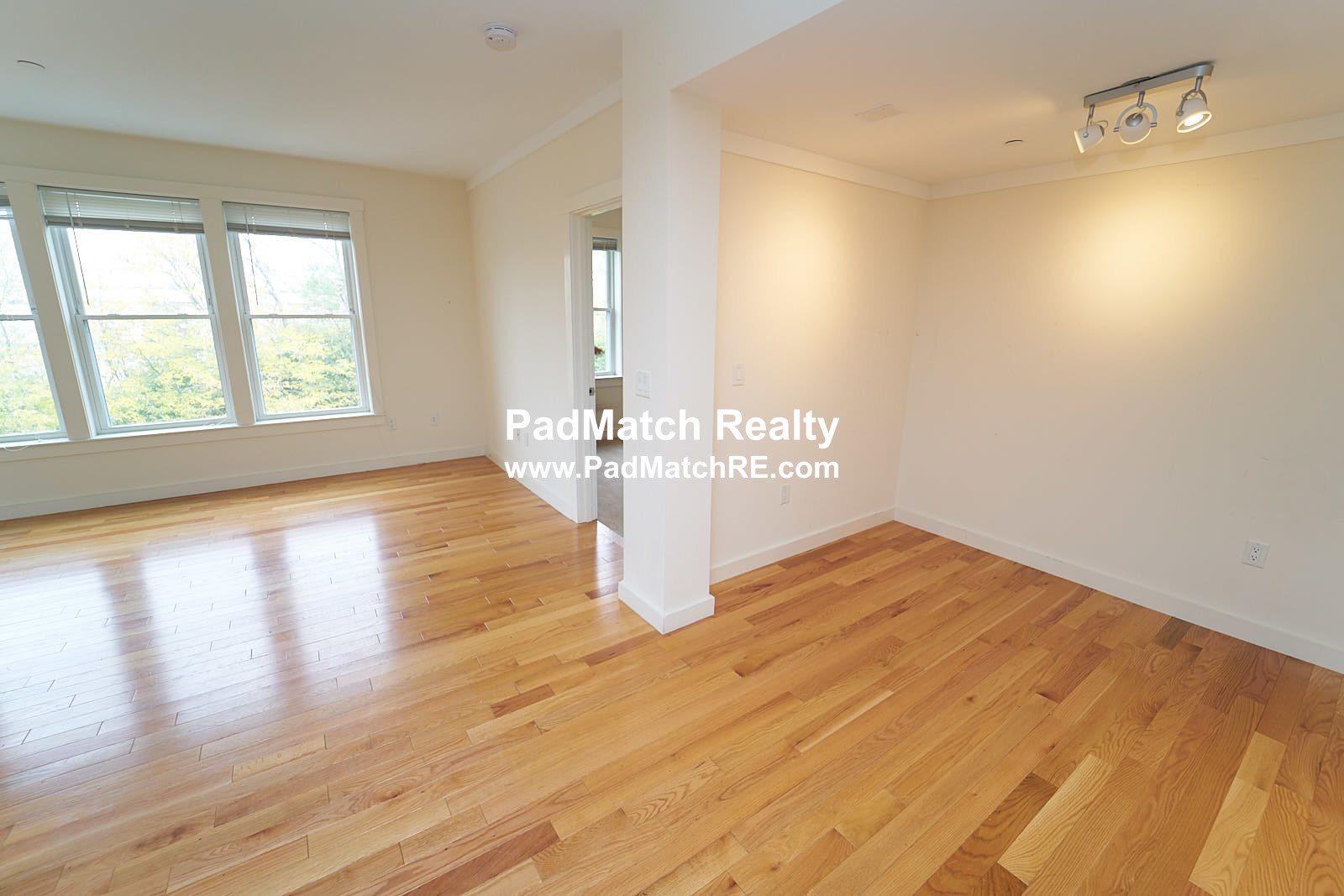 87 New St, Cambridge Highlands