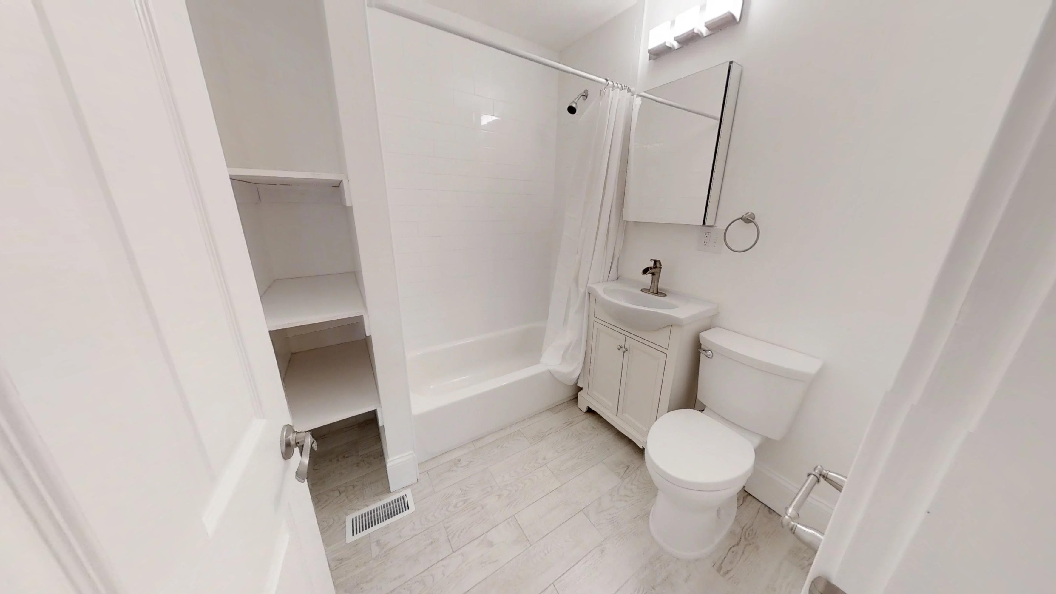 219 Holland St, Teele Square