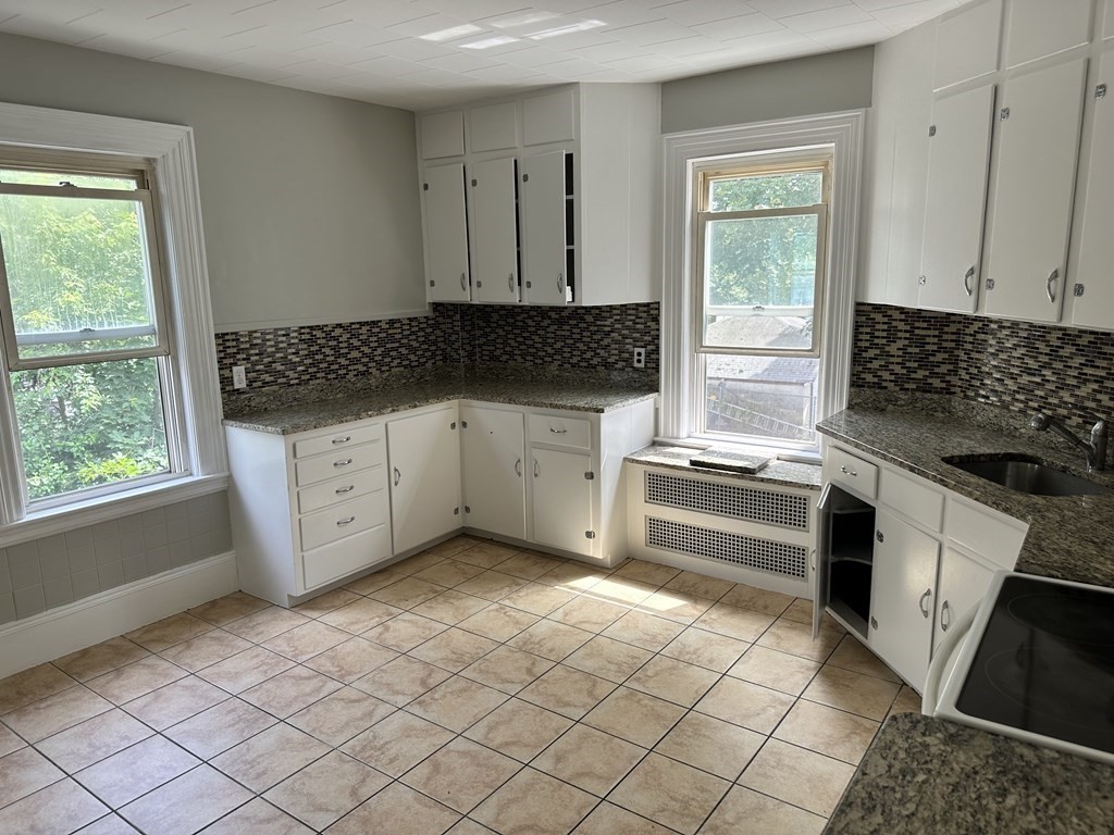 148 George St, Tufts University