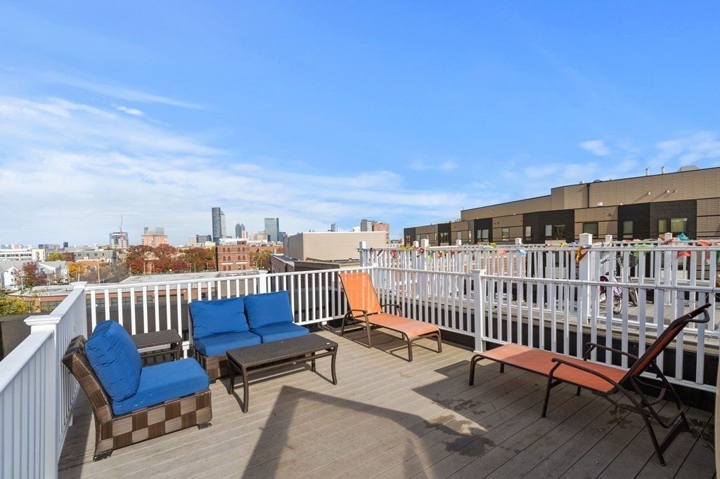 1435 Tremont St, Mission Hill