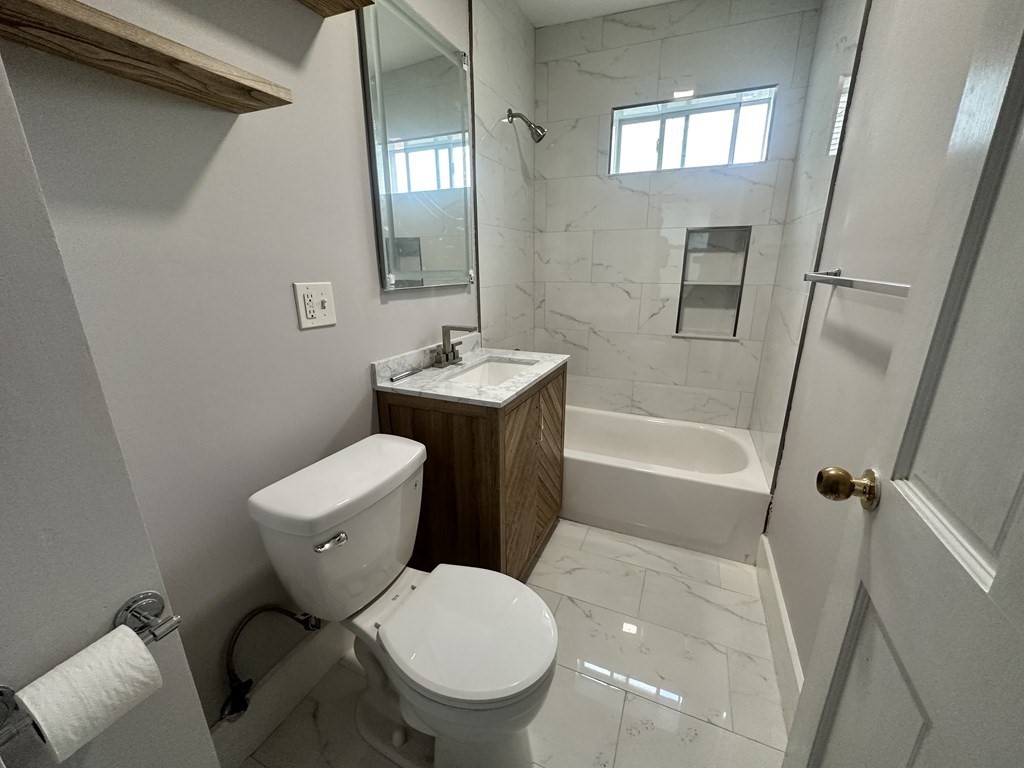 20 Clare Ave, Roslindale