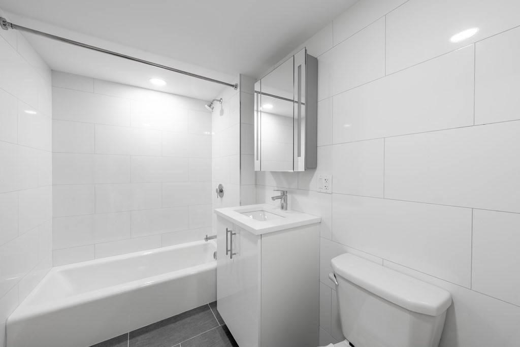 16 Trowbridge St, Harvard Square