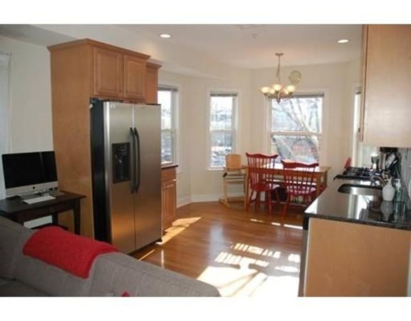 14 Homer St, Central Village