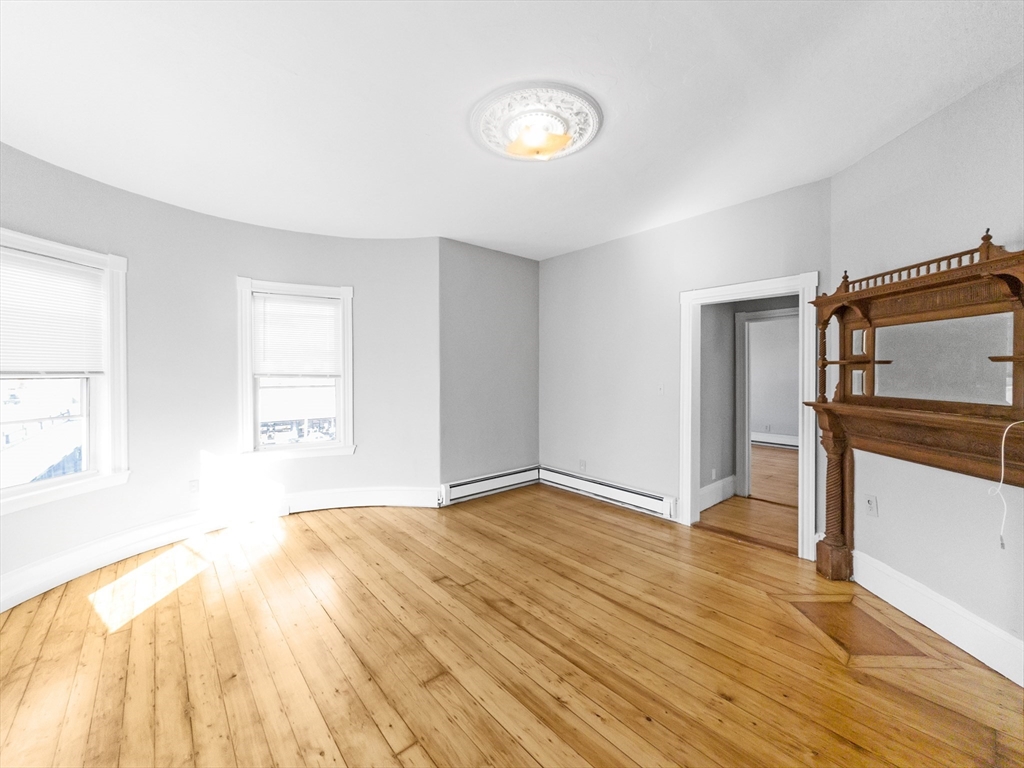 306 Centre St, Jamaica Plain