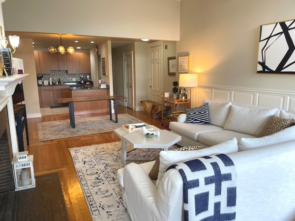 471 Beacon St, Back Bay