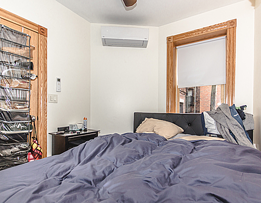 16 S Russell, Beacon Hill