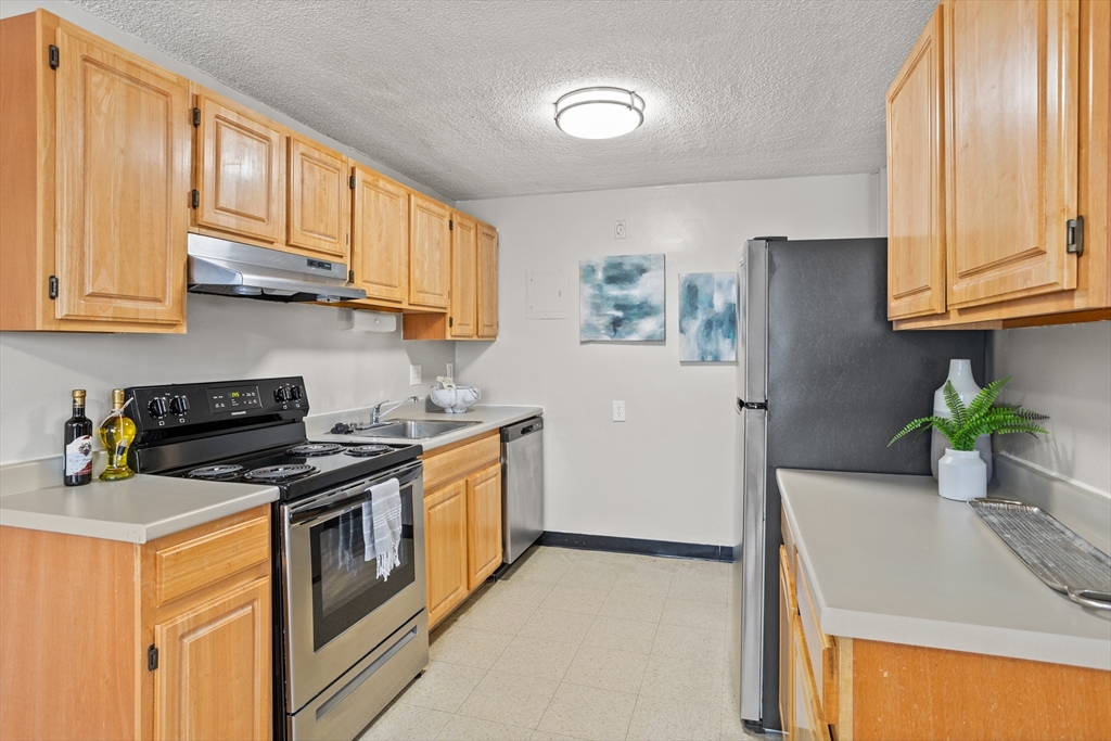 75 Morton Village Dr, Mattapan