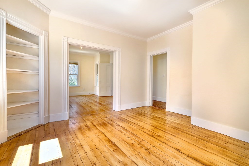 5 Standford Ter, Porter Square