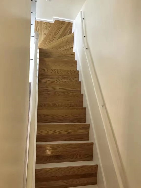 59 Brainerd Rd, Brighton