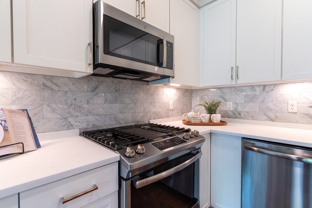 3531 Washington St, Jamaica Plain