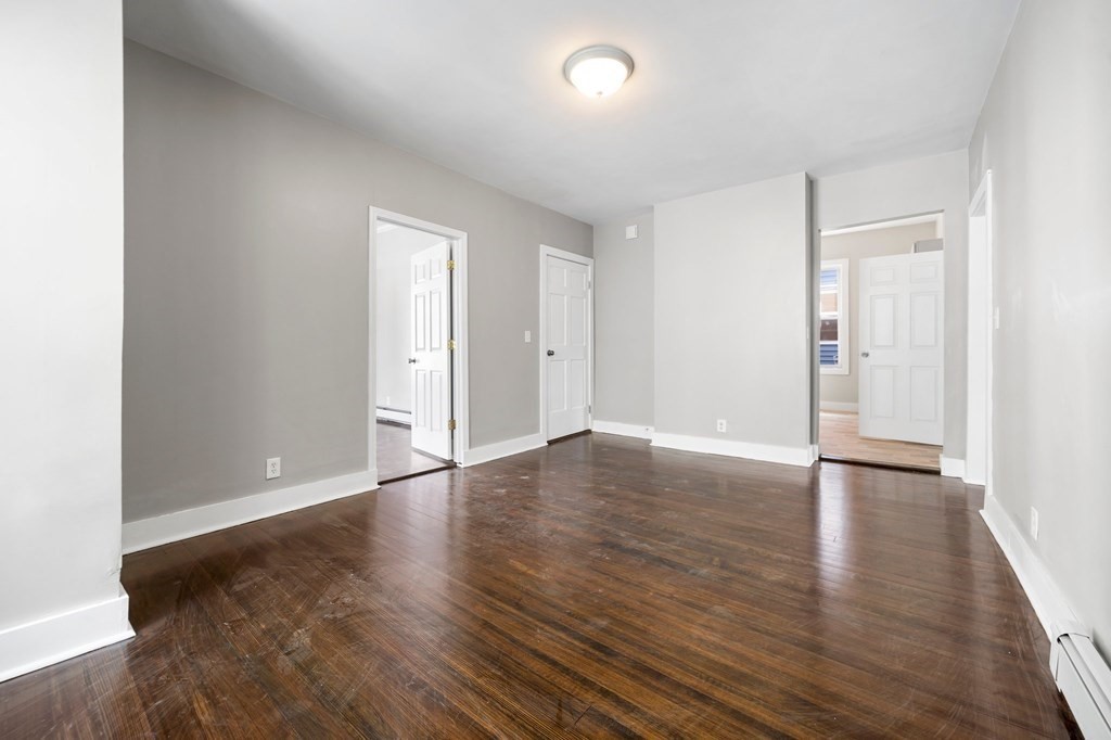 23 Cottage St, Dorchester