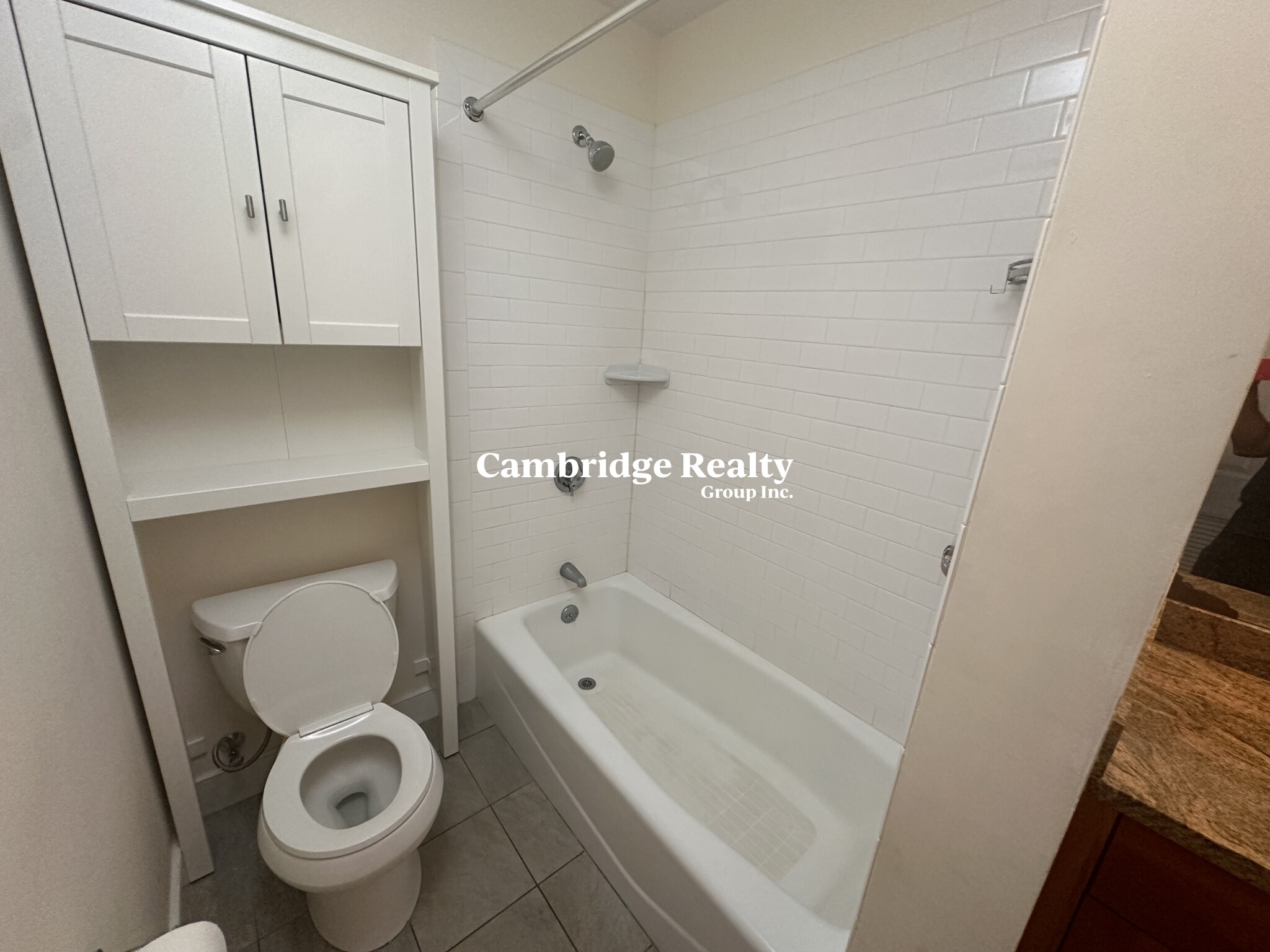 379 Somerville Ave, Prospect Hill