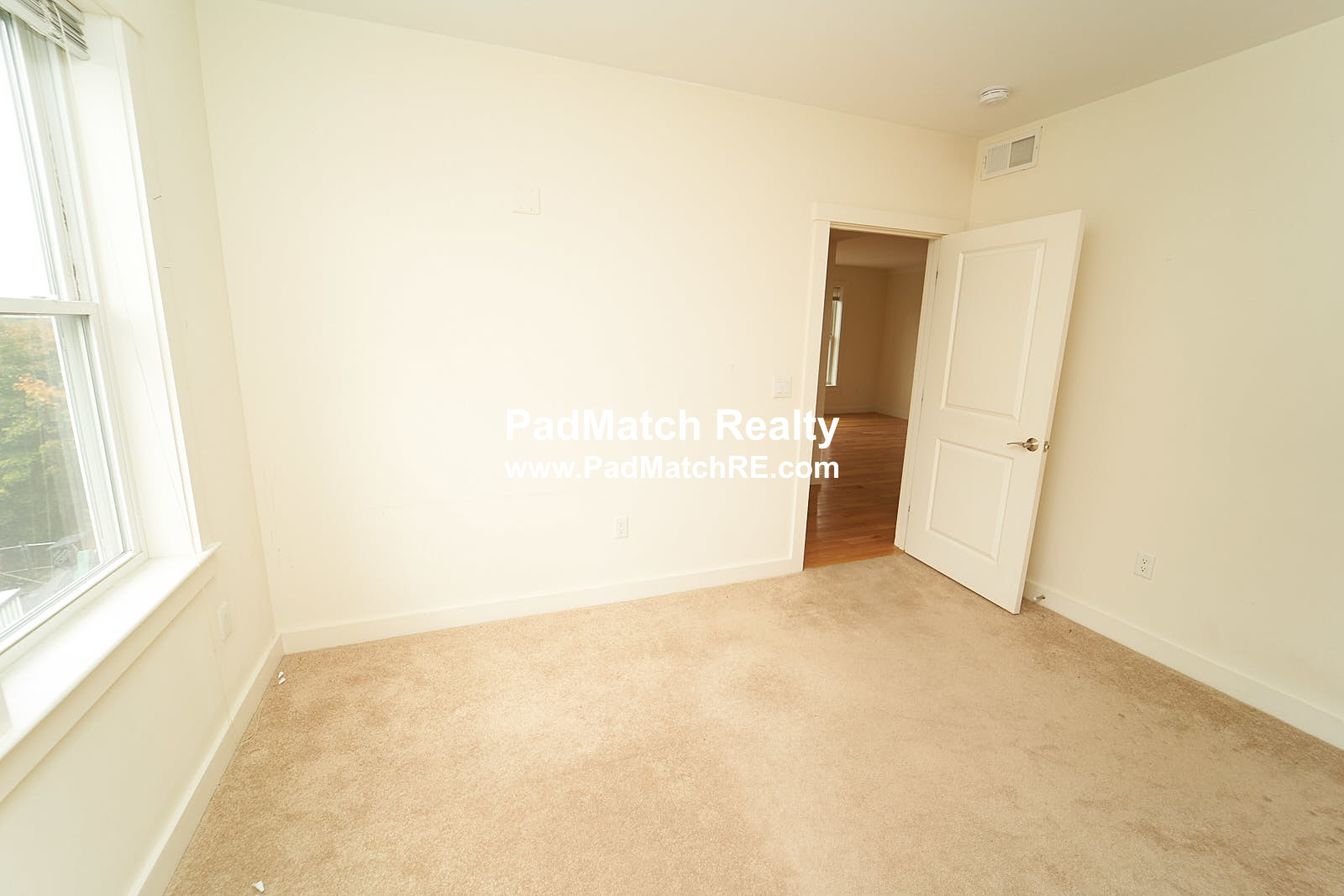 87 New St, Cambridge Highlands