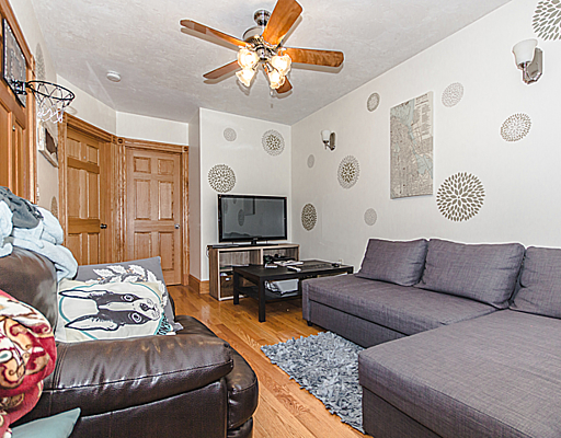 5 Phillips, Beacon Hill