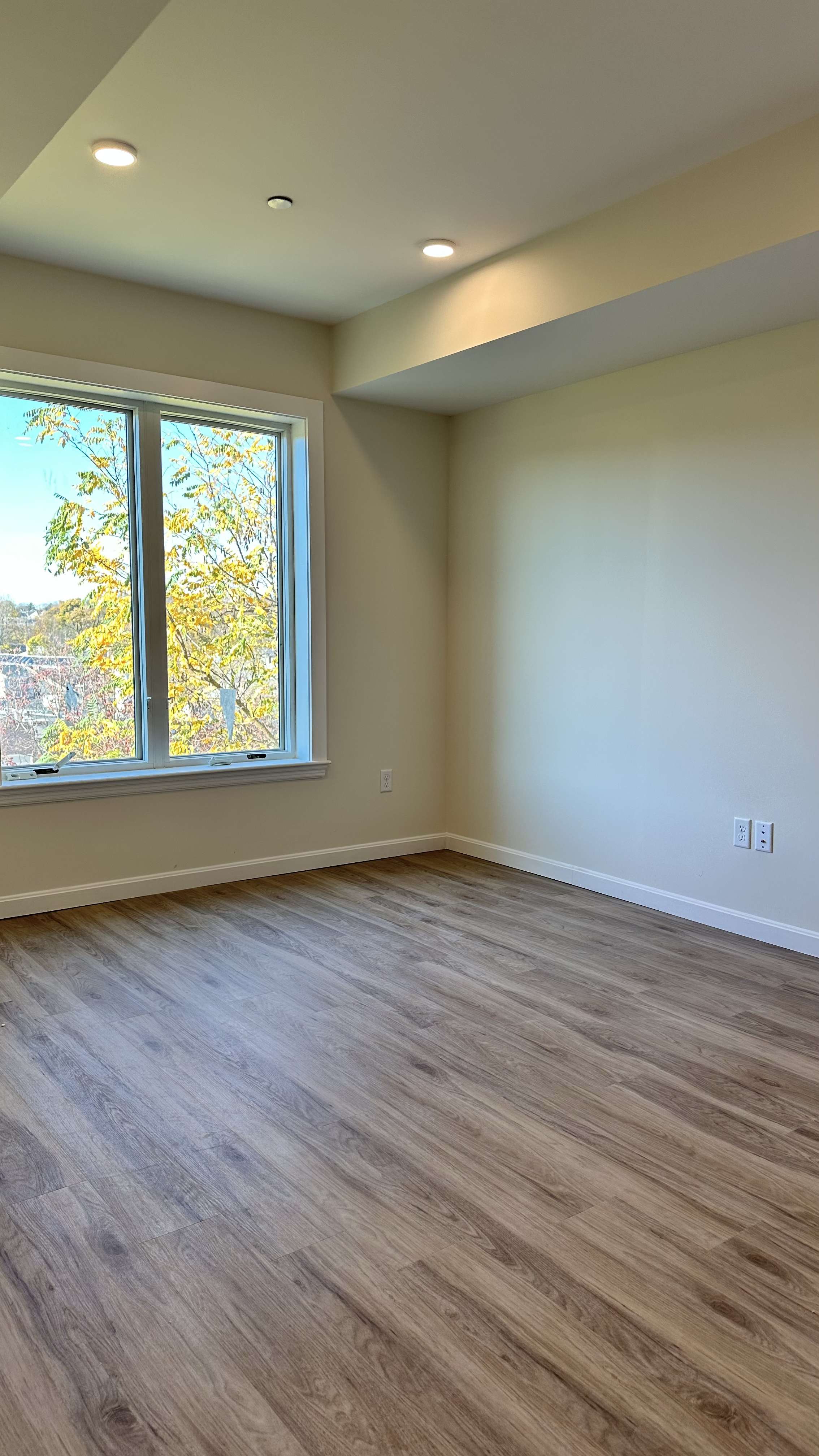 458 Washington St, Brighton