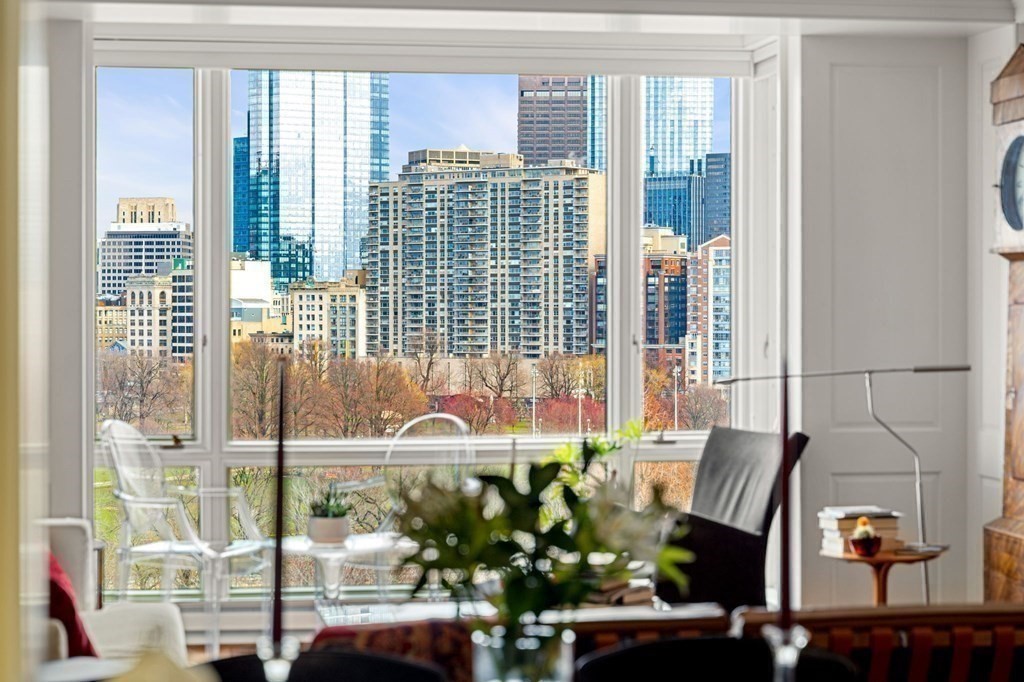 2 Commonwealth Ave, Back Bay