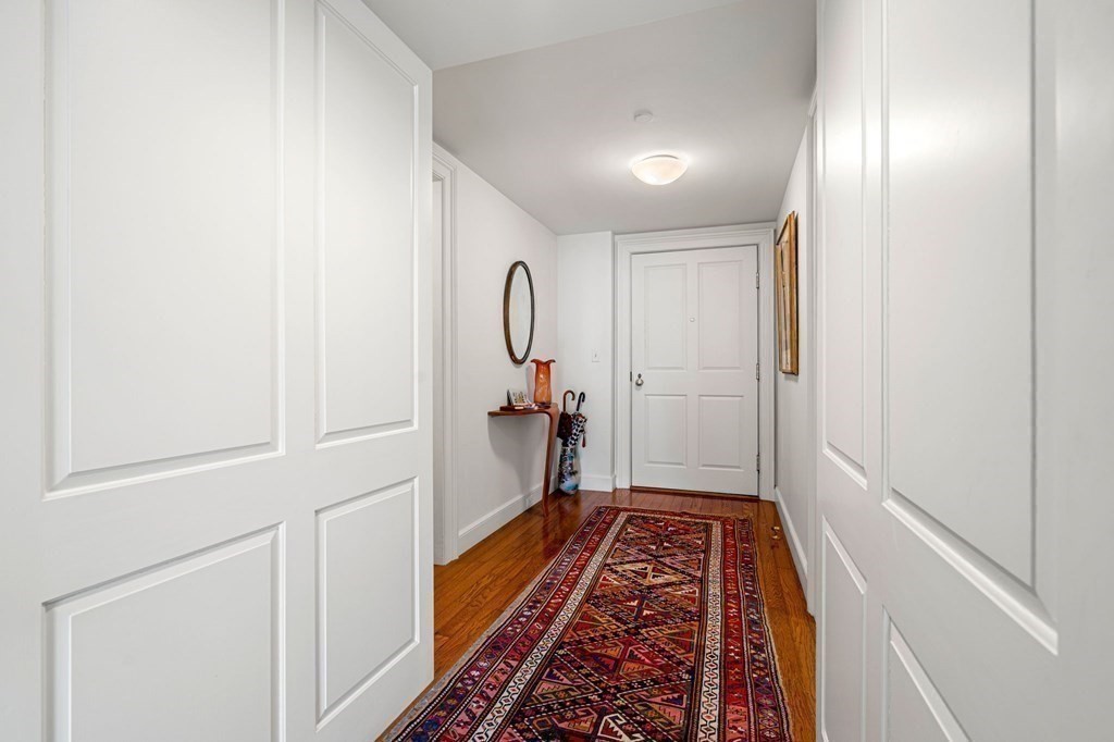 2 Commonwealth Ave, Back Bay