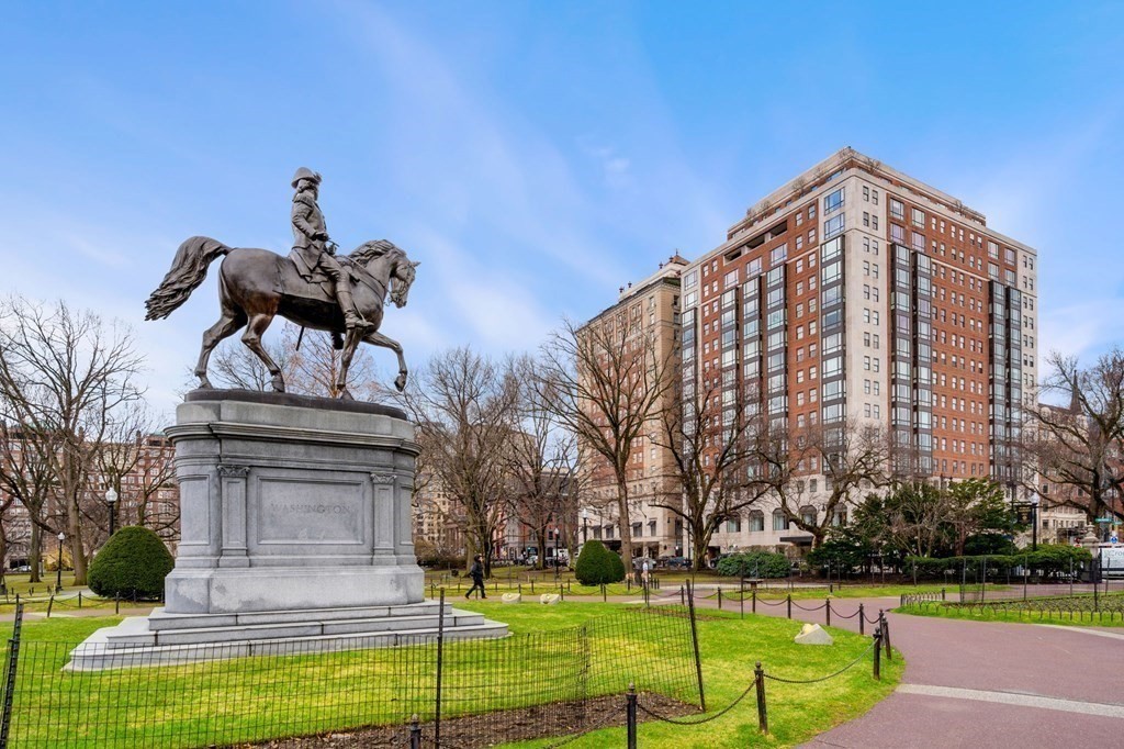 2 Commonwealth Ave, Back Bay