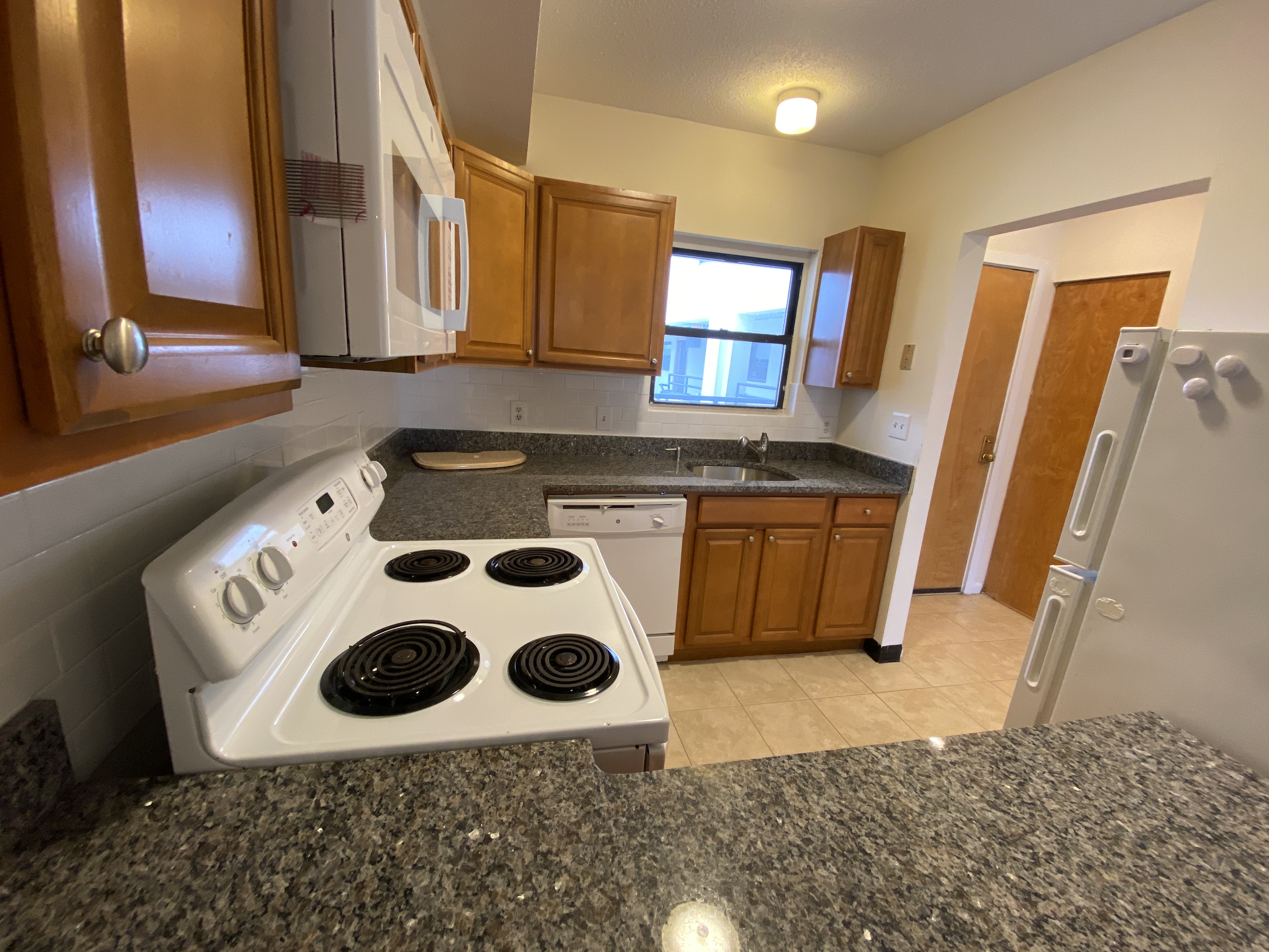 65 Riverside Ave, Medford