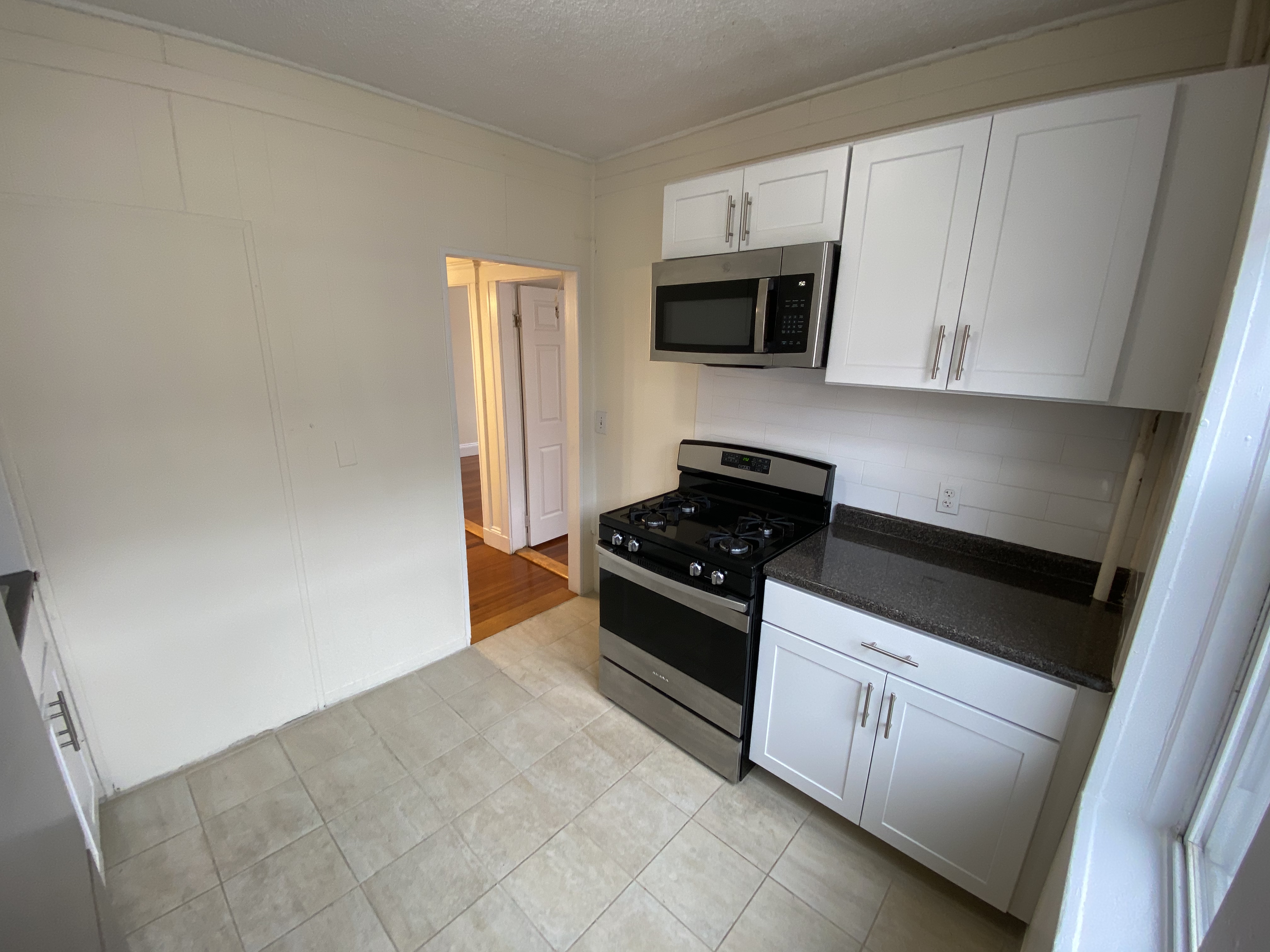 518 Cambridge St, Allston