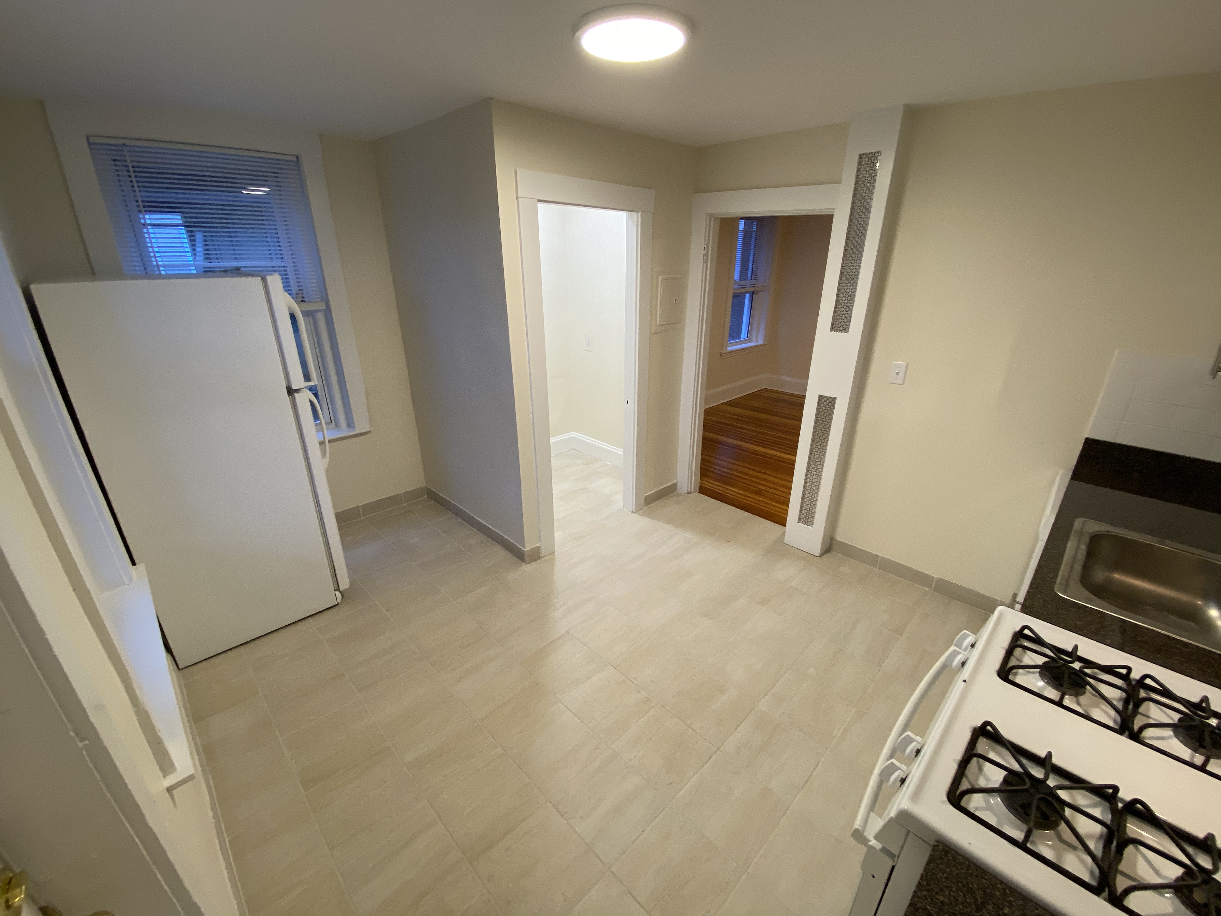 6 Barrows St, Allston