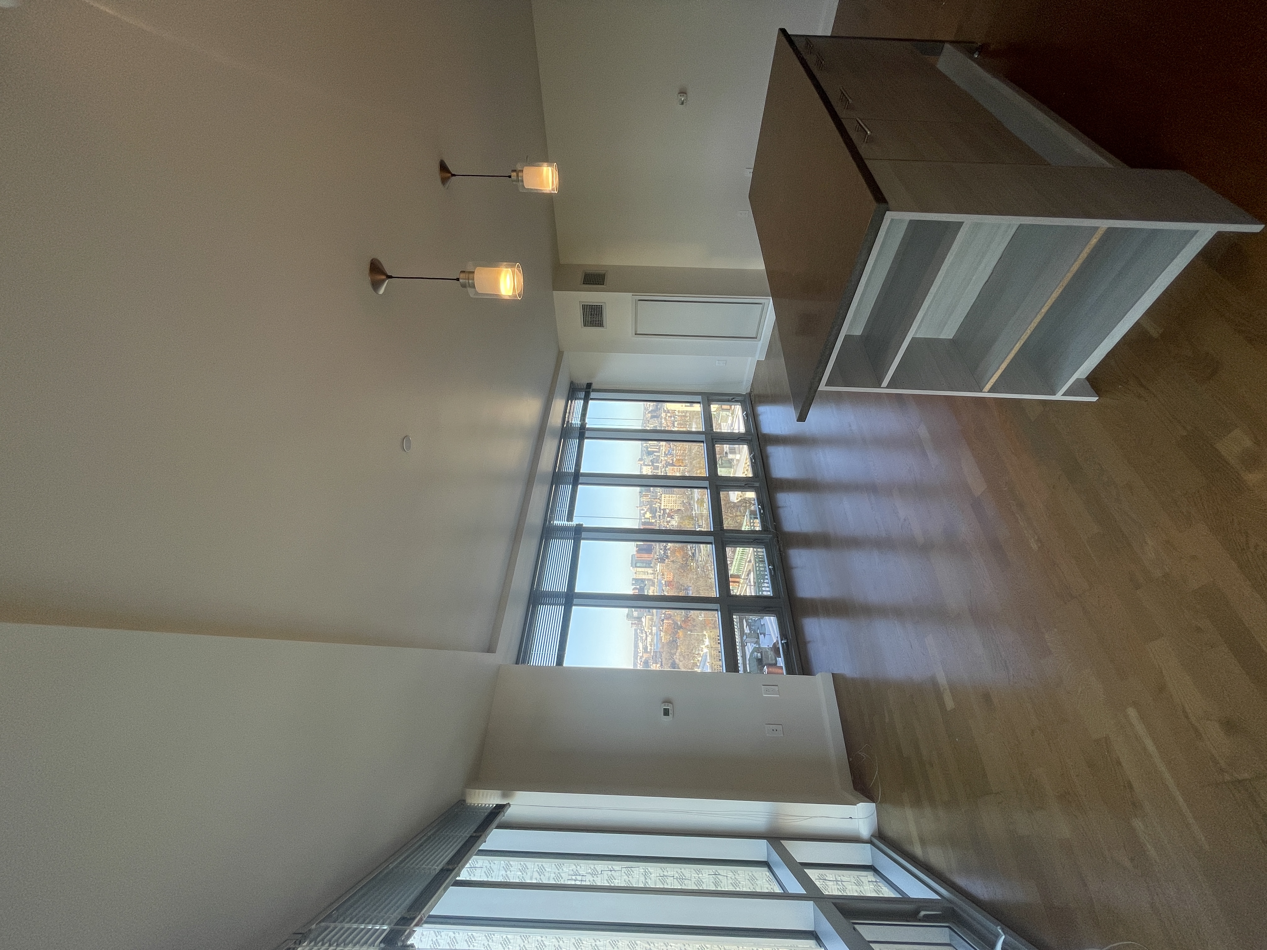 665 Washington, Chinatown