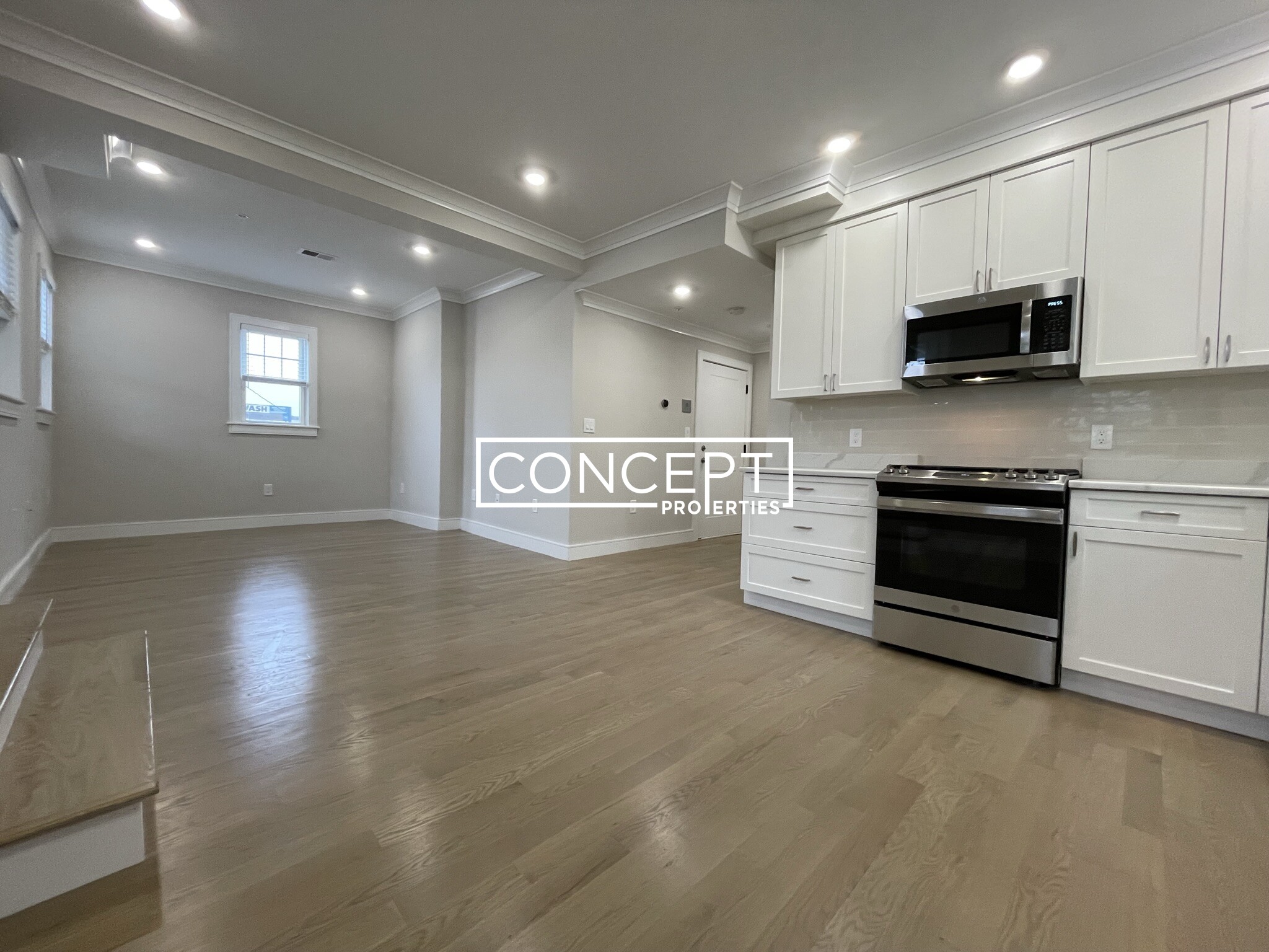 2 Rossmore Rd, Jamaica Plain