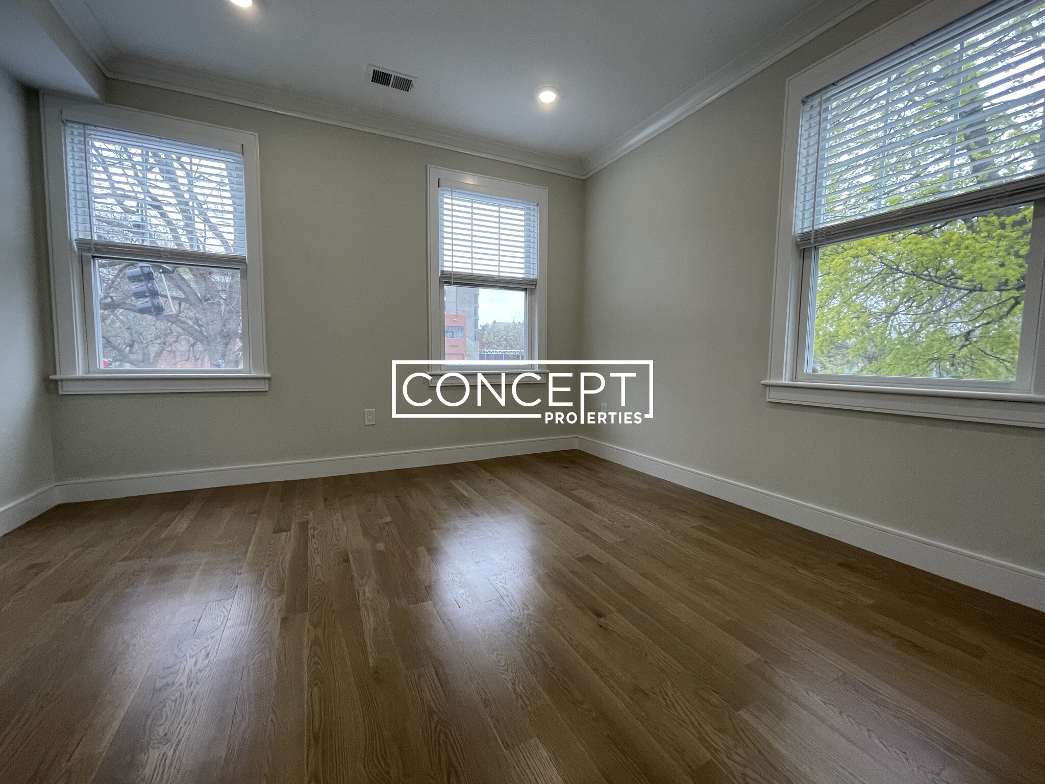 2 Rossmore Rd, Jamaica Plain