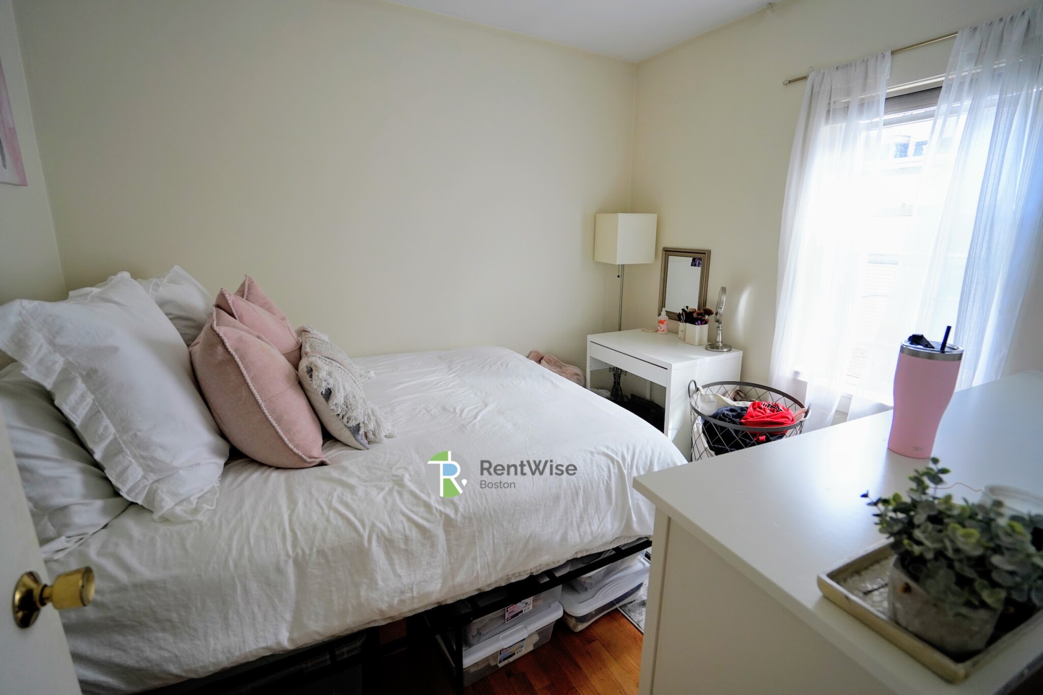 2 Schrepel Pl, South Boston