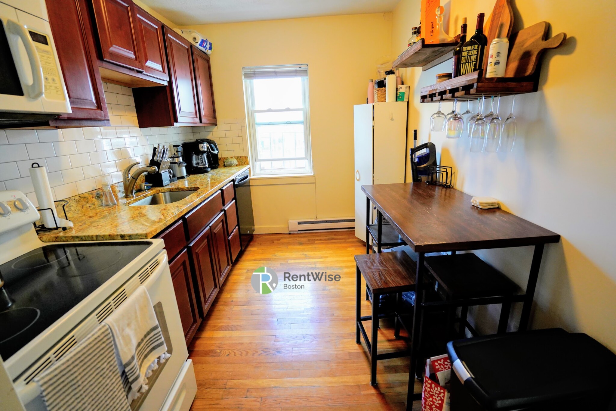 2 Schrepel Pl, South Boston