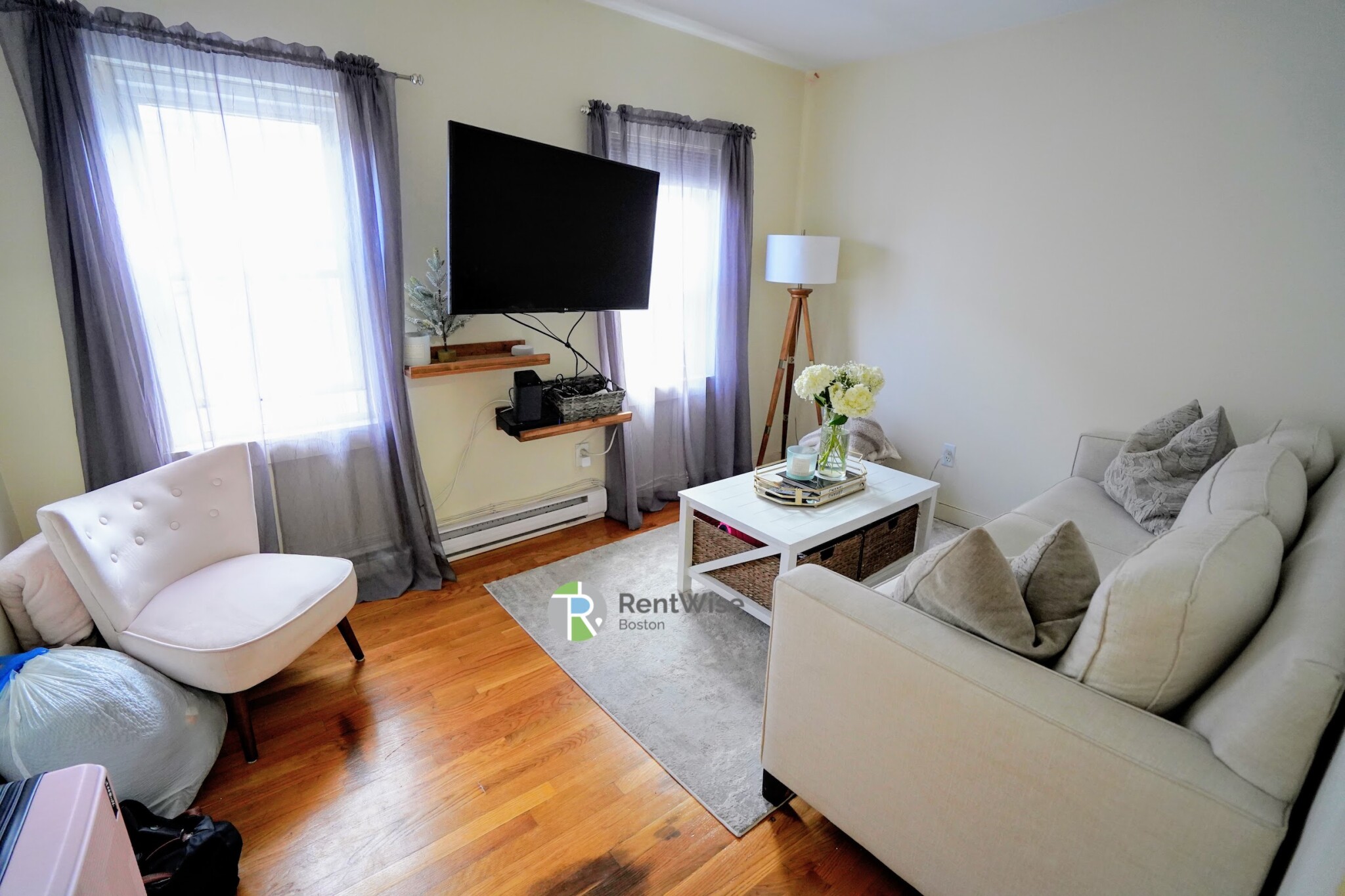 2 Schrepel Pl, South Boston