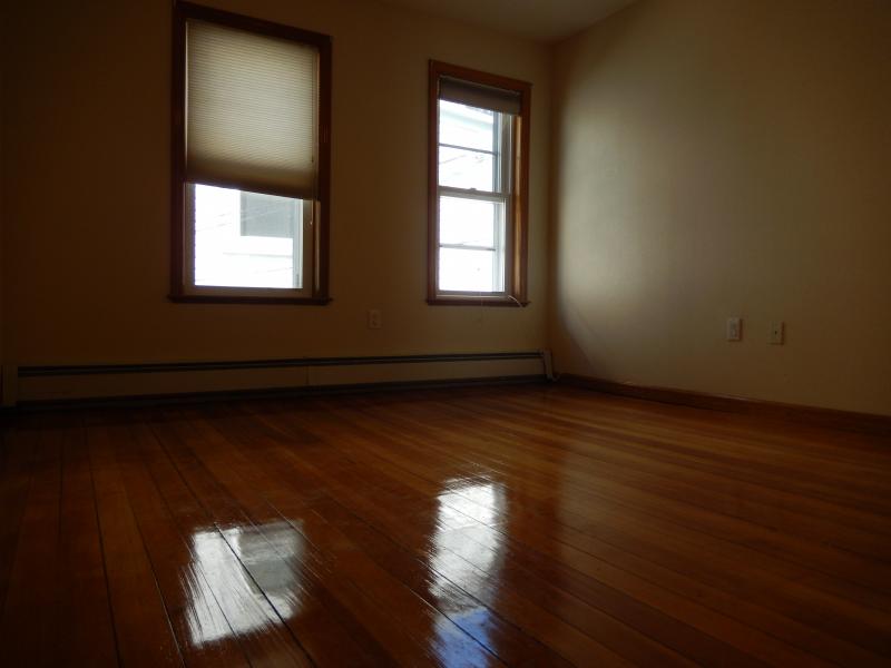 166 Leyden St, East Boston