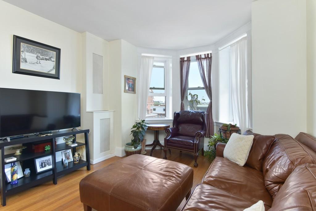 8 Garrison, Back Bay