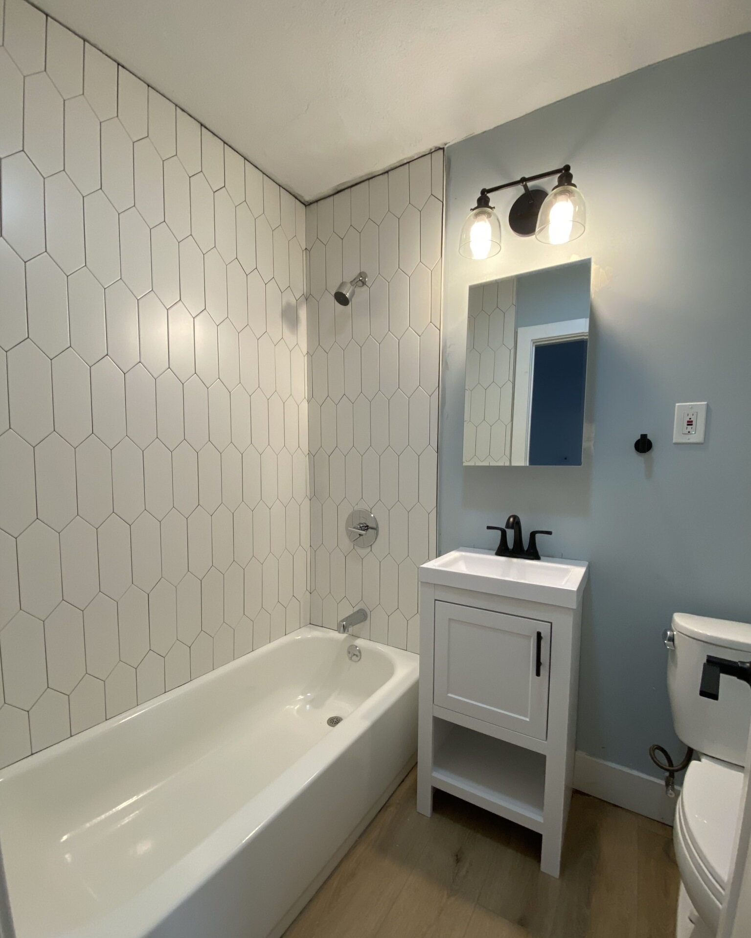 740 E 7th, South Boston