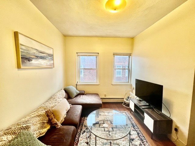 4 Baldwin Pl, North End