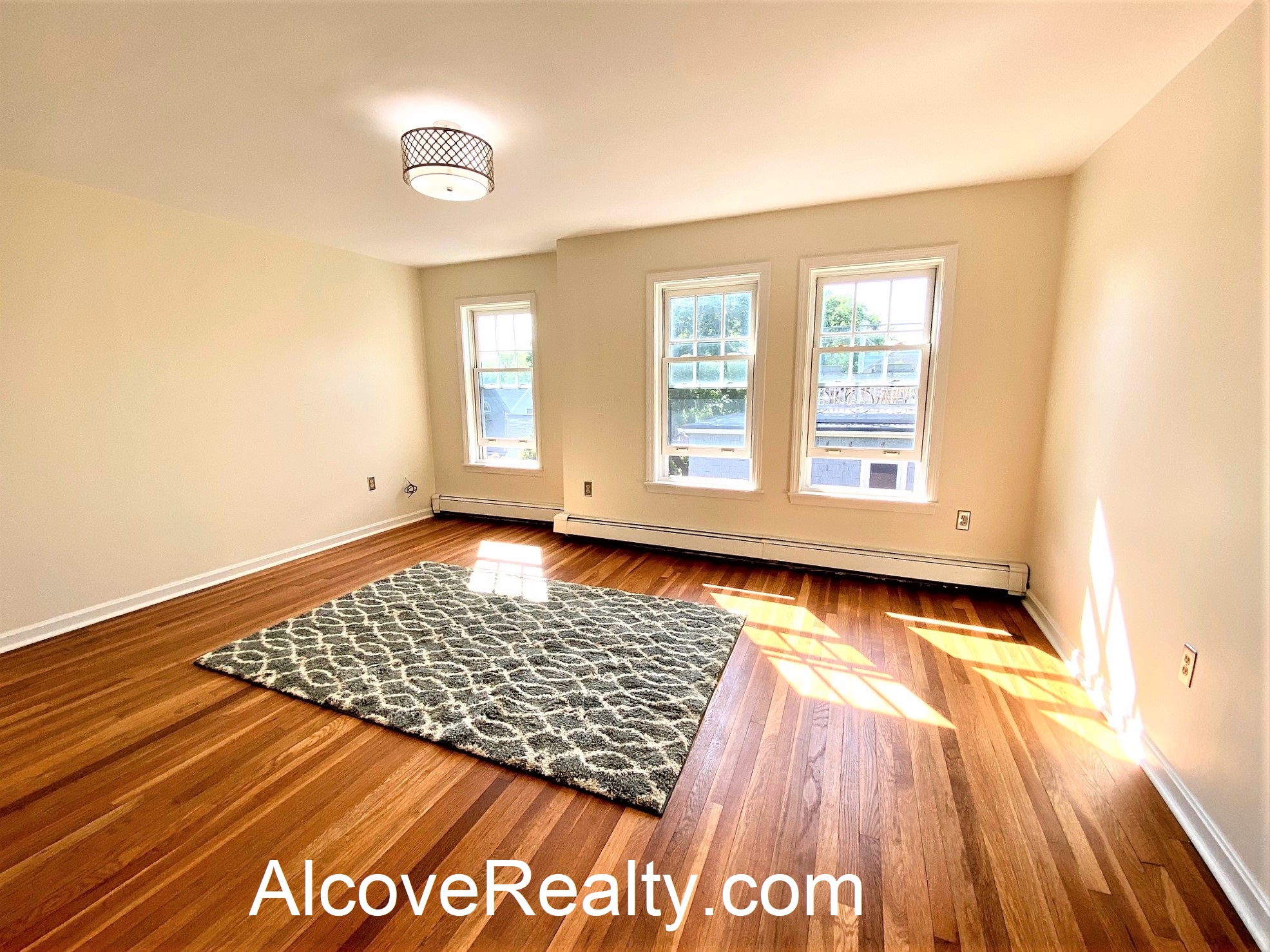 77 Liberty Ave, Davis Square