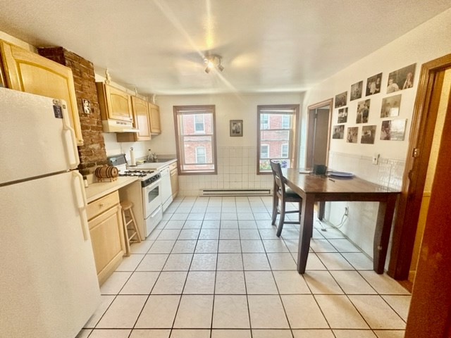 22 Thacher St, North End